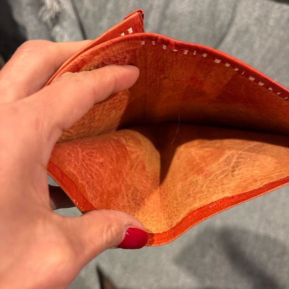 NWOT Tooled Leather Boho Wallet Burnt Orange Western Style Handmade Look - Picture 4 of 4